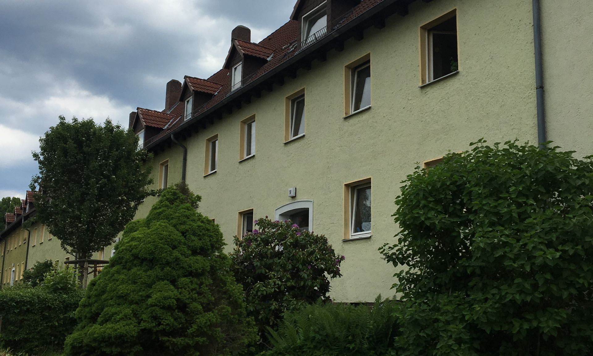 Typischer Straßenzug in der Mattenberg-Siedlung. Typischer Straßenzug in der Mattenberg-Siedlung.